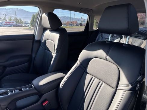 New 2026 Honda HR-V EX-L image 11