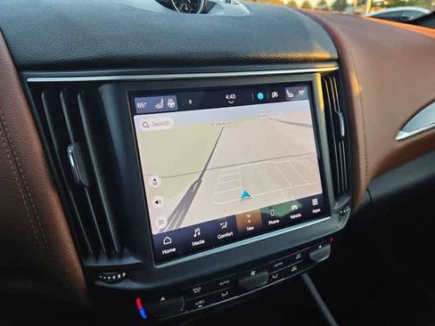 Used 2022 Maserati Levante GT image 27