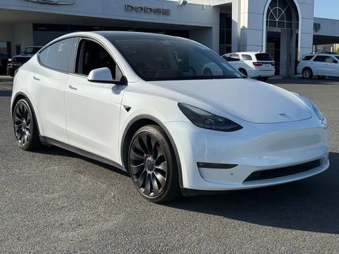 Used 2022 Tesla Model Y Performance AWD/4WD image 4