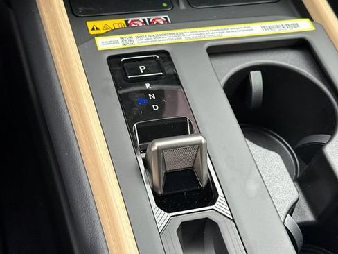 New 2026 Lexus ES 350e FWD image 18