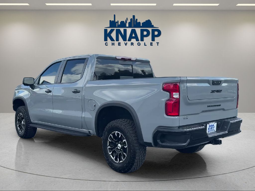 Used 2024 Chevrolet Silverado 1500 ZR2 w/ Technology Package AWD/4WD image 3
