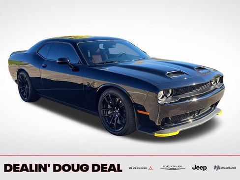 Used 2023 Dodge Challenger SRT Hellcat image 8
