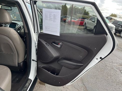 Used 2014 Hyundai Tucson Limited w/ Technology Package 02 image 37