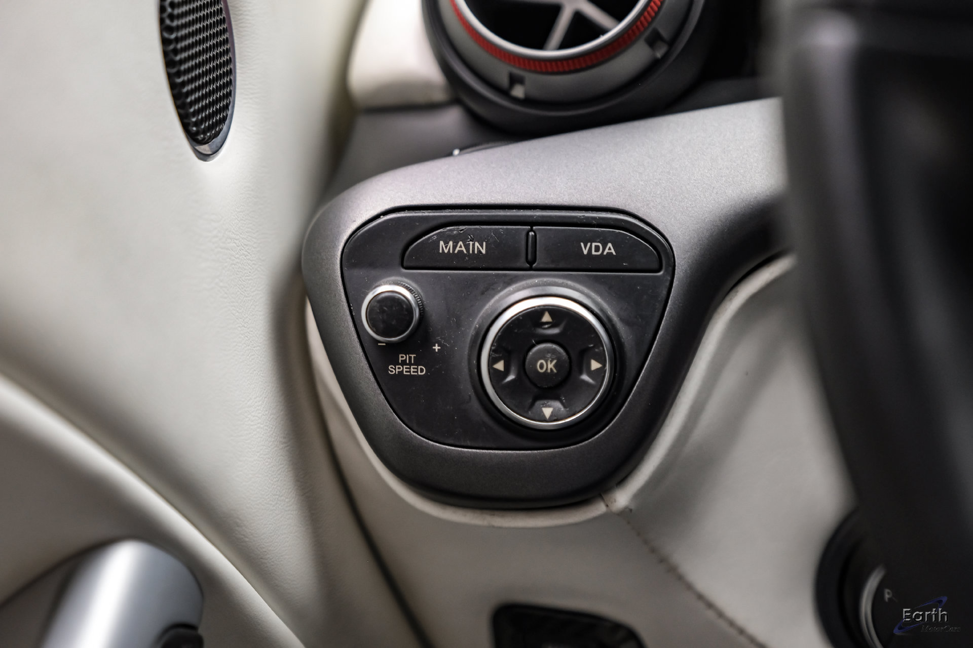 Used 2014 Ferrari F12 Berlinetta RWD image 88