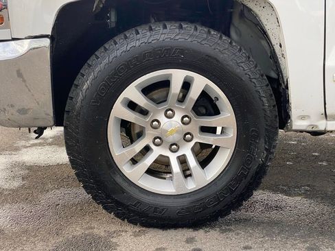 Used 2018 Chevrolet Silverado 1500 LT w/ All Star Edition image 30