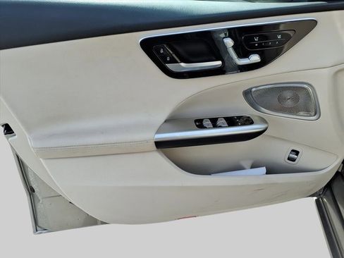Used 2022 Mercedes-Benz C 300 4MATIC Sedan w/ Exclusive Trim Package image 17