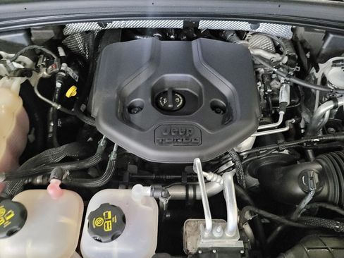 Used 2022 Jeep Grand Cherokee Limited 4xe image 30