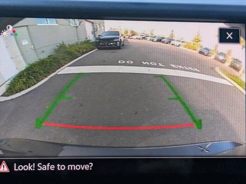 Used 2024 Volkswagen Taos SE image 14