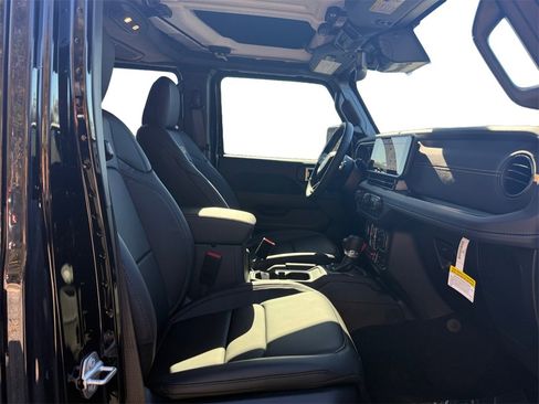 New 2025 Jeep Wrangler Unlimited Rubicon 392 image 15
