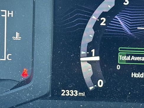 Used 2025 Toyota Tacoma SR5 image 21