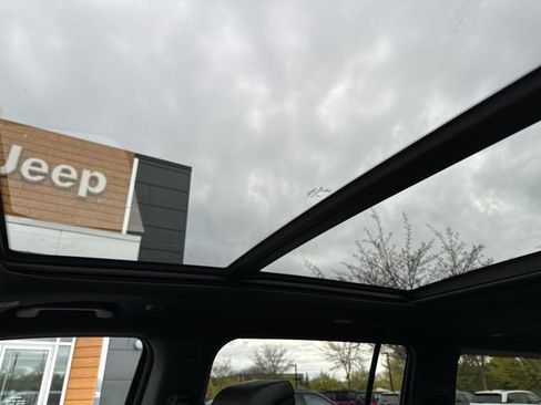 New 2026 Jeep Grand Wagoneer L 4WD image 41