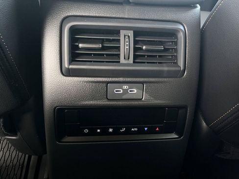 New 2026 MAZDA CX-70 SC AWD/4WD image 22