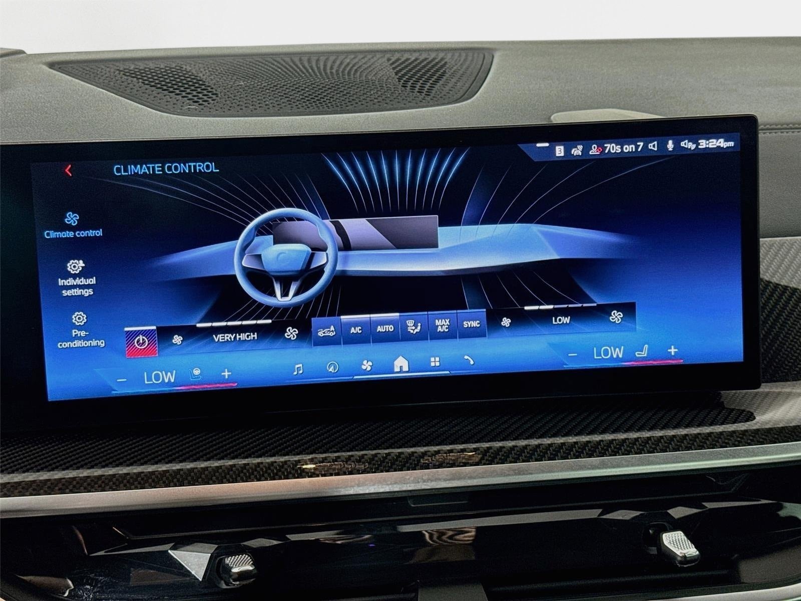 Used 2025 BMW X7 M60i AWD/4WD image 18