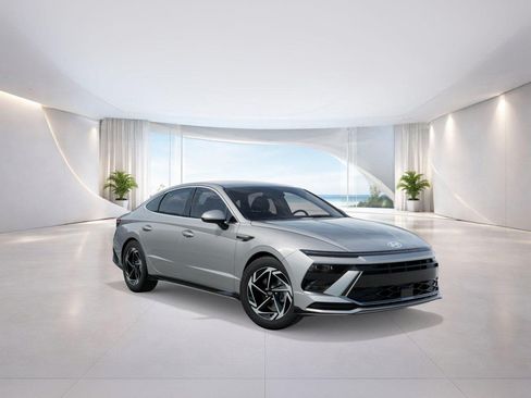 New 2026 Hyundai Sonata SEL FWD image 2