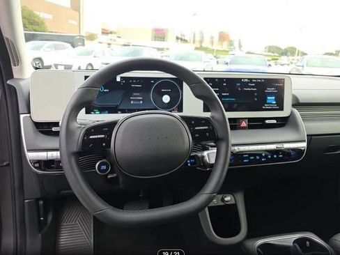 Used 2023 Hyundai Ioniq 5 SEL image 7