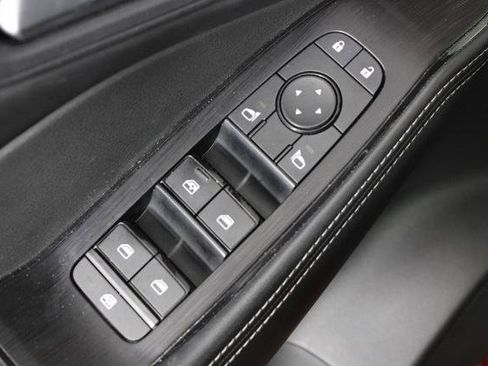 Certified 2022 Nissan Rogue SV w/ SV Premium Package FWD image 25