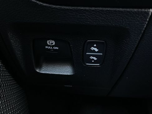 Used 2025 RAM 1500 Big Horn AWD/4WD image 22