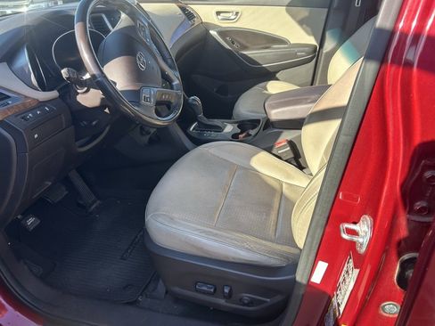 Used 2013 Hyundai Santa Fe Sport image 4
