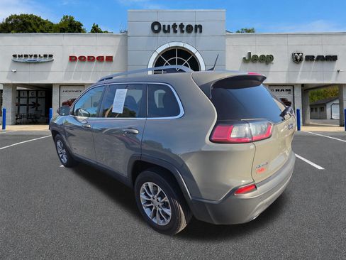 Certified 2021 Jeep Cherokee Latitude Lux w/ Comfort/Convenience Group AWD/4WD image 6