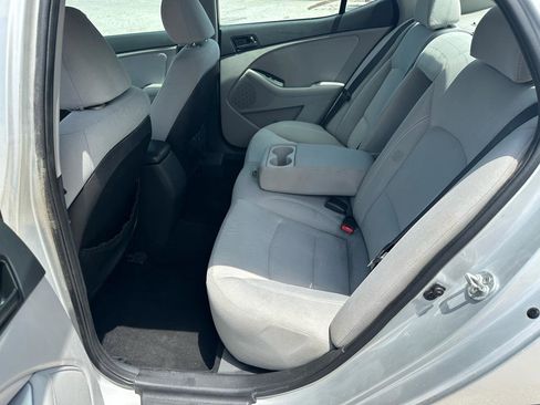 Used 2012 Kia Optima LX FWD image 14