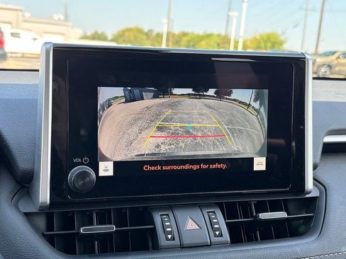 Used 2025 Toyota RAV4 XLE Premium AWD/4WD image 10