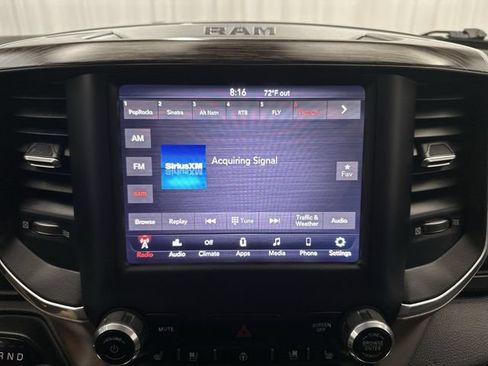 Used 2019 RAM 1500 Laramie AWD/4WD image 15