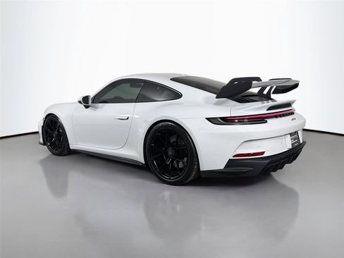 Used 2022 Porsche 911 GT3 RWD image 3