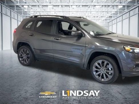 Used 2021 Jeep Cherokee Latitude Lux 80th Anniv w/ Quick Order Package 26U 80TH AWD/4WD image 3