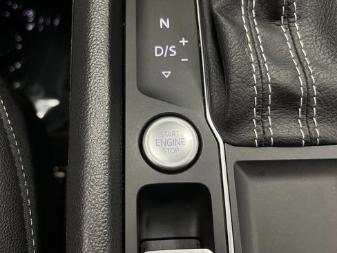 Used 2022 Volkswagen Atlas SE w/ Black Wheel Package image 21