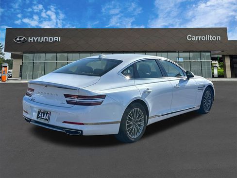 Used 2024 Genesis G80 2.5T image 5