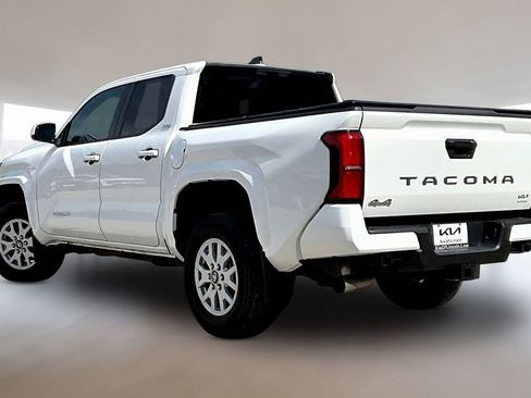 Used 2024 Toyota Tacoma SR5 AWD/4WD image 4