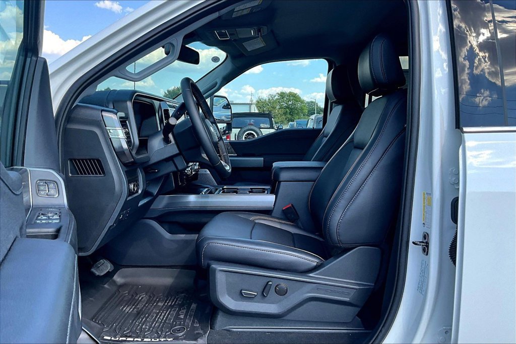 New 2026 Ford F350 Lariat w/ Chrome Package AWD/4WD image 9