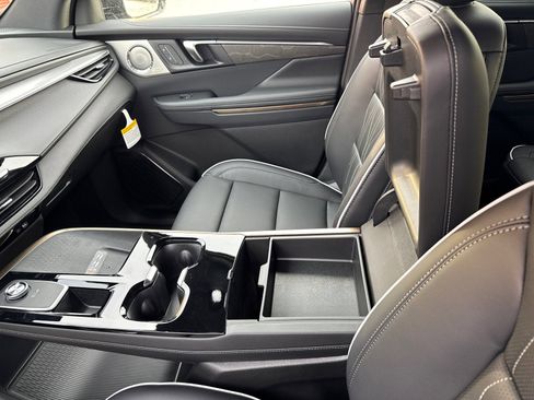 New 2026 Buick Enclave Avenir w/ Super Cruise Package image 31