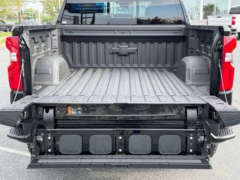 New 2026 Chevrolet Silverado 1500 ZR2 AWD/4WD image 24
