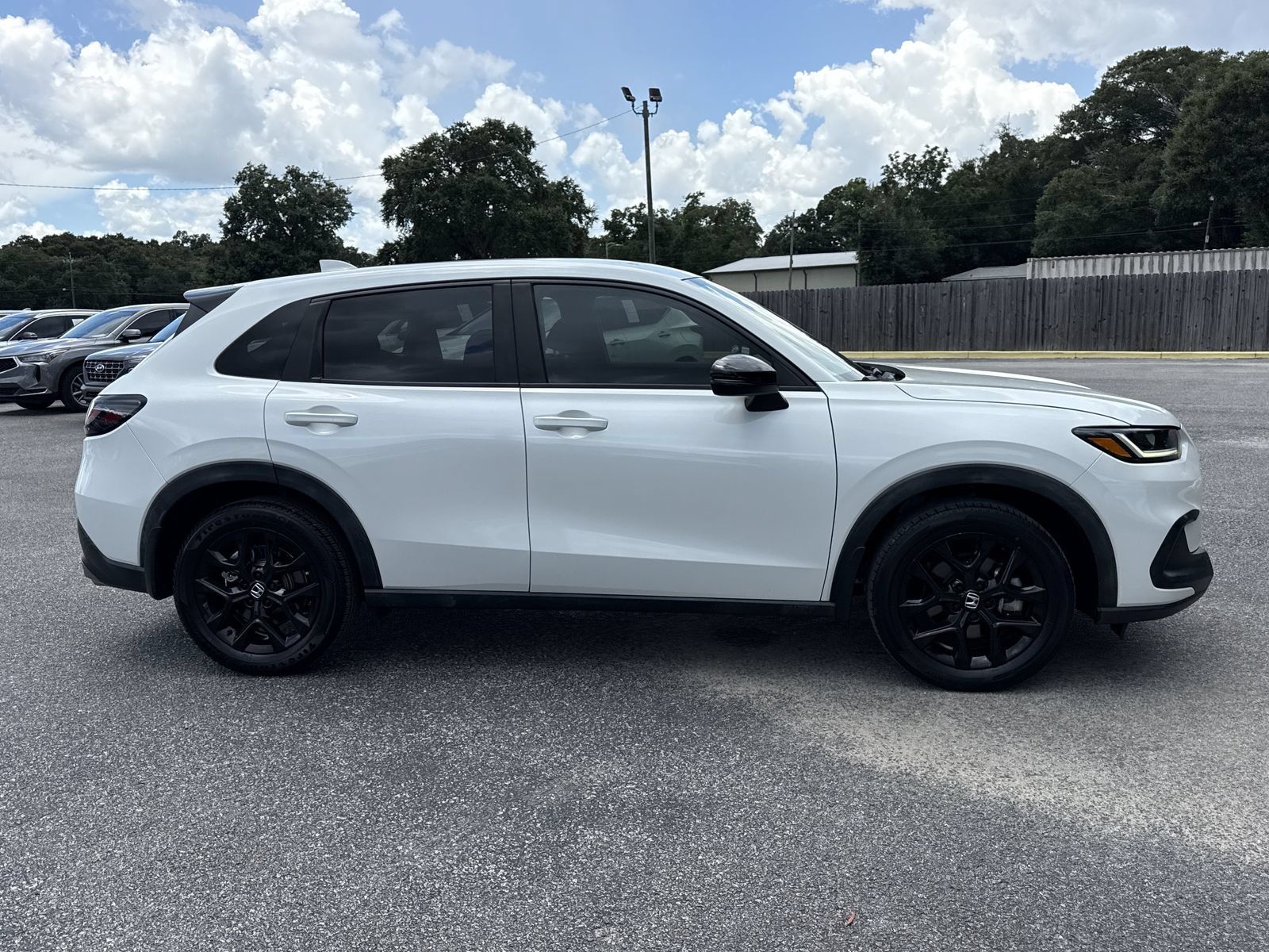 Used 2023 Honda HR-V Sport image 6