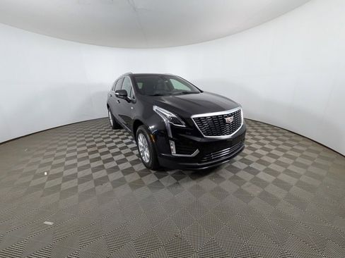 Certified 2023 Cadillac XT5 Luxury w/ LPO, Floor Liner Package image 28