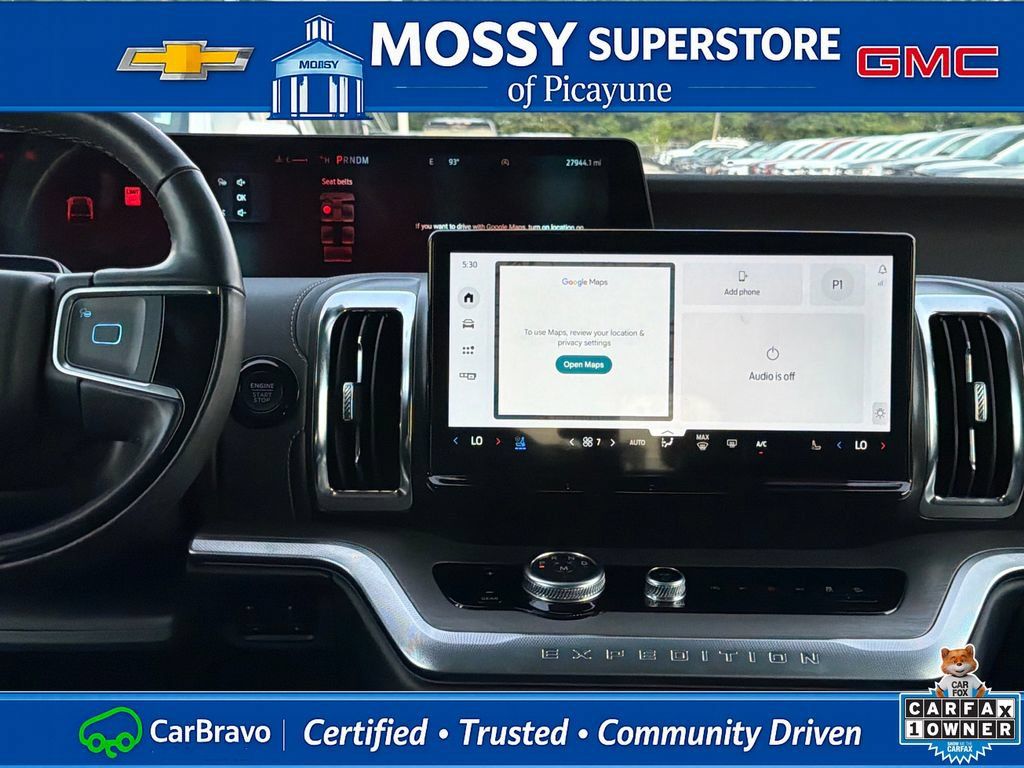 Used 2025 Ford Expedition Max Platinum AWD/4WD image 17