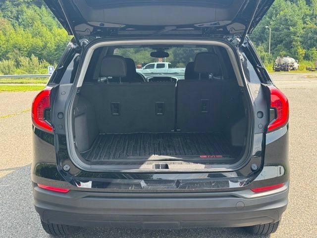 Certified 2024 GMC Terrain SLE w/ Driver Convenience Package AWD/4WD image 30