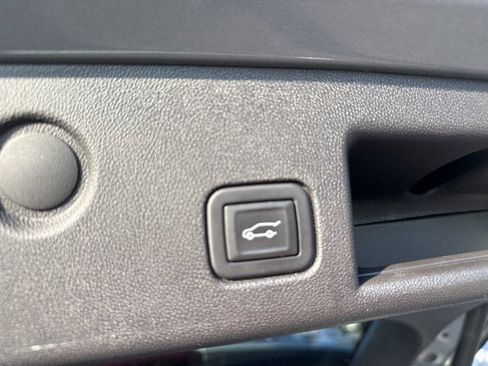 Used 2024 Chevrolet Equinox LT image 20