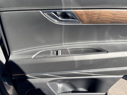 Used 2021 Genesis GV80 2.5T image 24