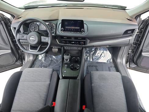 Certified 2023 Nissan Rogue SV FWD image 9