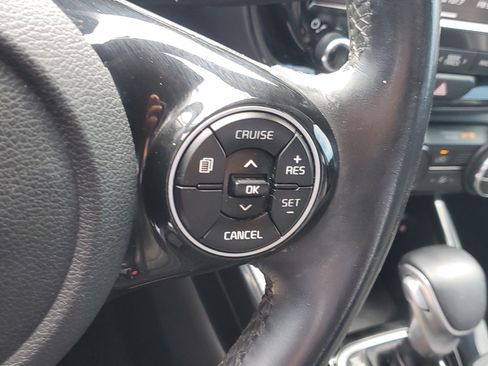 Used 2020 Kia Soul EX w/ Option Group 015 FWD image 19