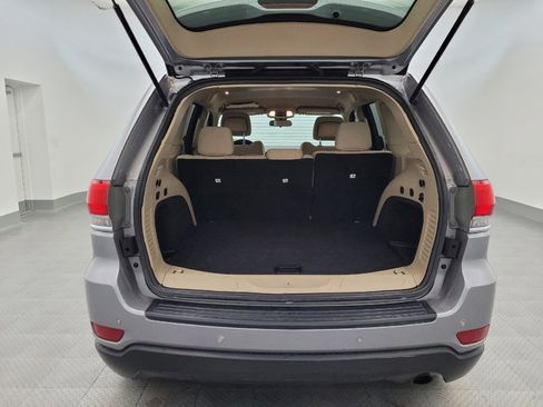 Used 2018 Jeep Grand Cherokee Laredo image 29