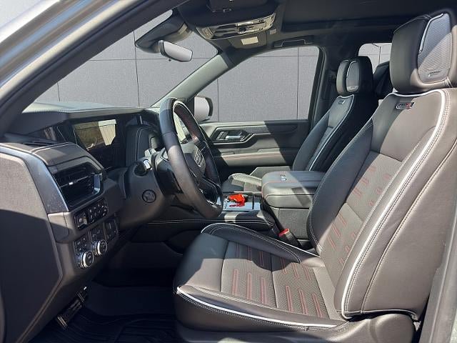 Used 2025 GMC Yukon AT4 Ultimate w/ LPO, Illumination Package AWD/4WD image 27