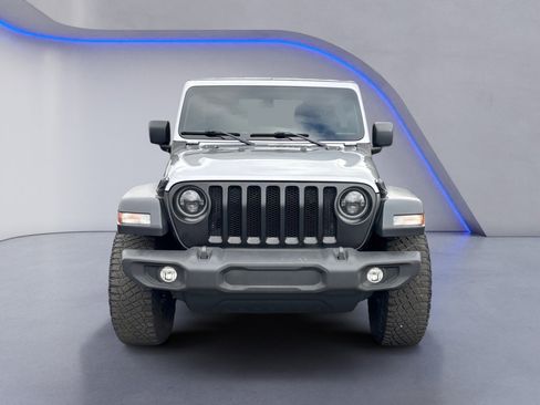 Used 2018 Jeep Wrangler Unlimited Sport image 9