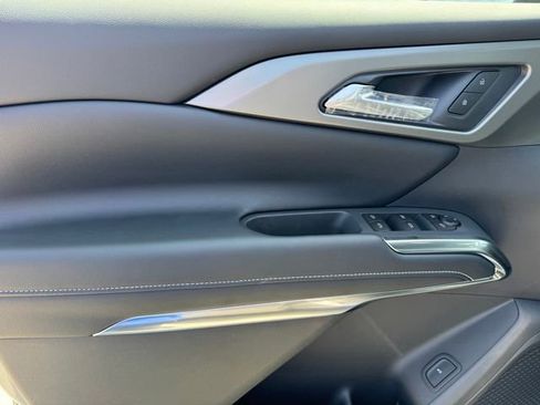 New 2026 Chevrolet Traverse LT FWD image 16
