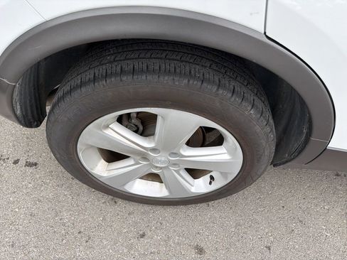 Used 2016 Buick Encore Premium image 24