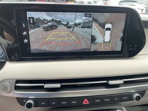 Used 2024 Hyundai Palisade Calligraphy FWD image 22