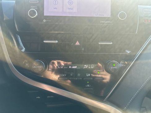 Used 2024 Toyota Camry SE FWD image 19