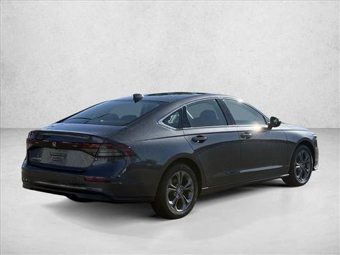 Used 2023 Honda Accord EX image 5